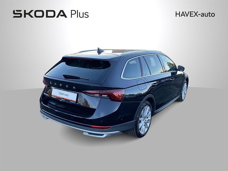 Škoda Octavia (2021) Combi 2.0 TDI 4x4 DSG Scout - fotka 2 z 34