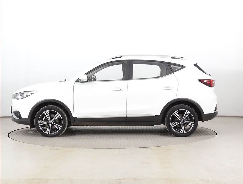 MG ZS (2020) Luxury EV 42.5 kWh, SoH 83% - fotka 3 z 25