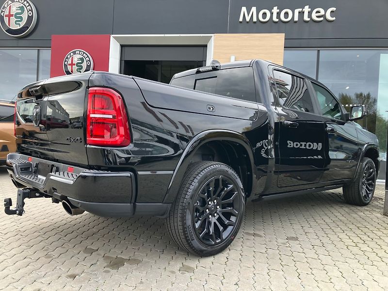Dodge RAM (2025) 3.0 I6 548k LIMITED NIGHT RAMB - fotka 25 z 81