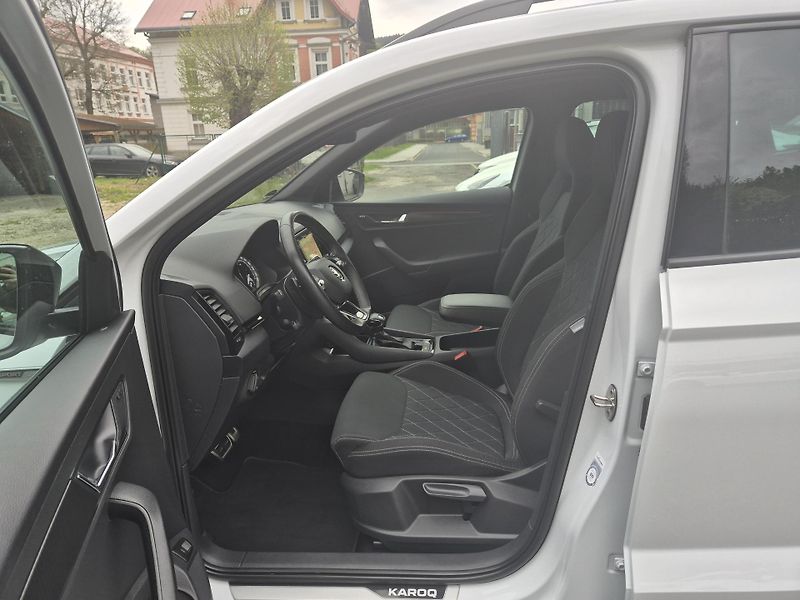 Škoda Karoq SPORTLINE 110kw 4x4 DSG   - fotka 11 z 47