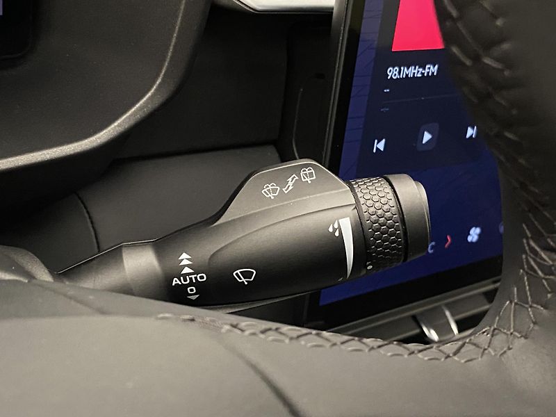 Lynk & Co 01 MORE PHEV AUT CZ 1.maj - fotka 24 z 93