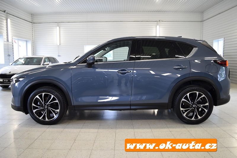 Mazda CX-5 2.2 D EXCLUSIVE-LINE 2024 - fotka 2 z 68