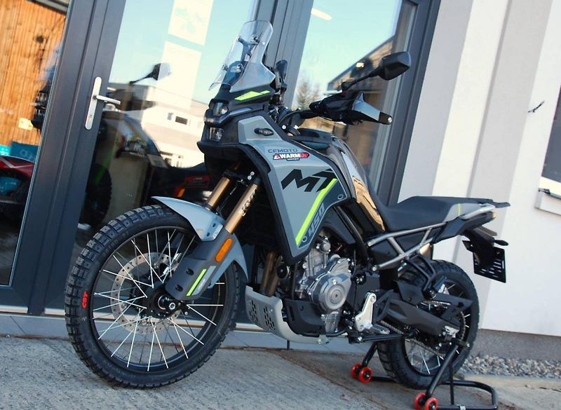 CFMOTO 450 MT-R (2026) 450MT-R GREY - fotka 4 z 25