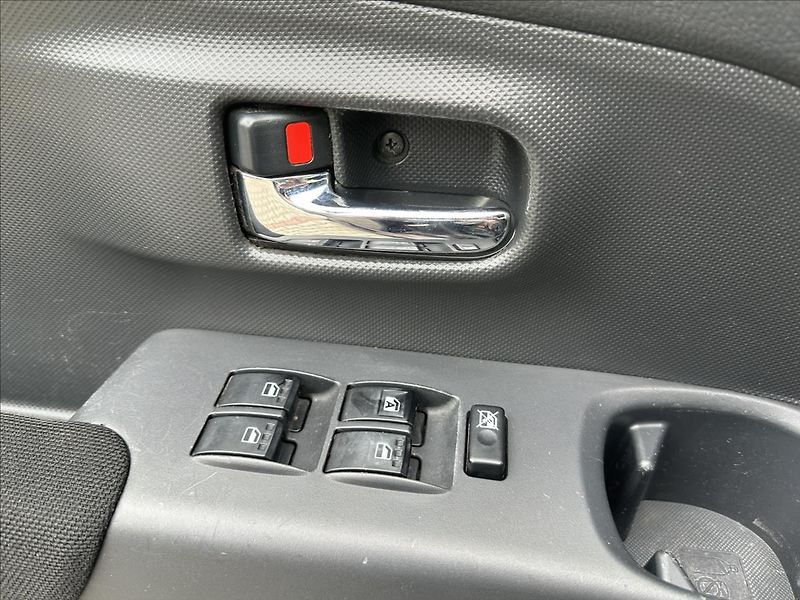 Daihatsu Materia 1,5 KLIMA LPG - fotka 16 z 18