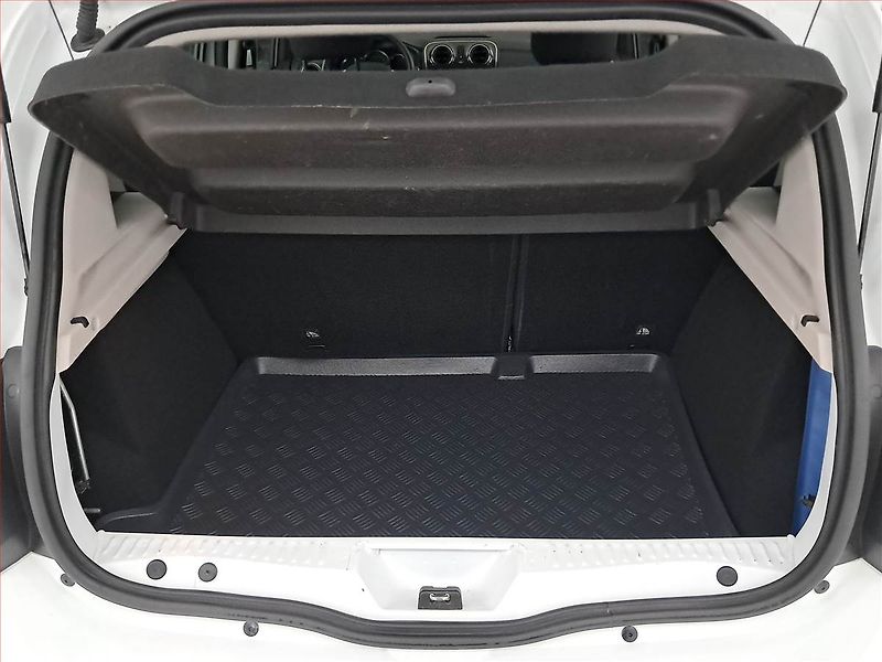 Dacia Sandero (2017) Arctica 0.9 TCe, Serv.kniha - fotka 14 z 15
