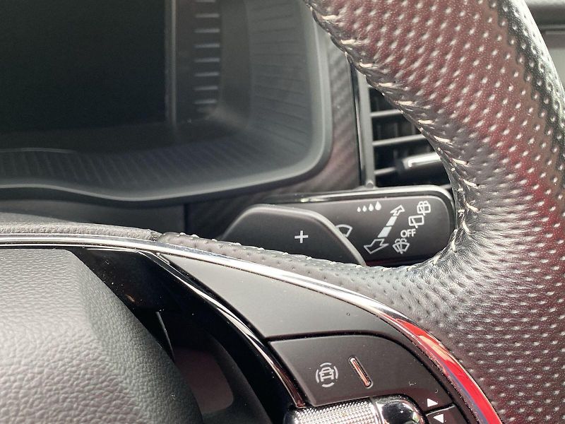 Škoda Kodiaq (2022) 2.0 TDI 4x4 DSG Sportline - fotka 18 z 37