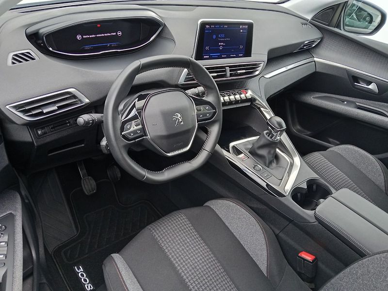 Peugeot 3008 (2021) 1.2PT 96kW! Full LED! Kamera! - fotka 13 z 32