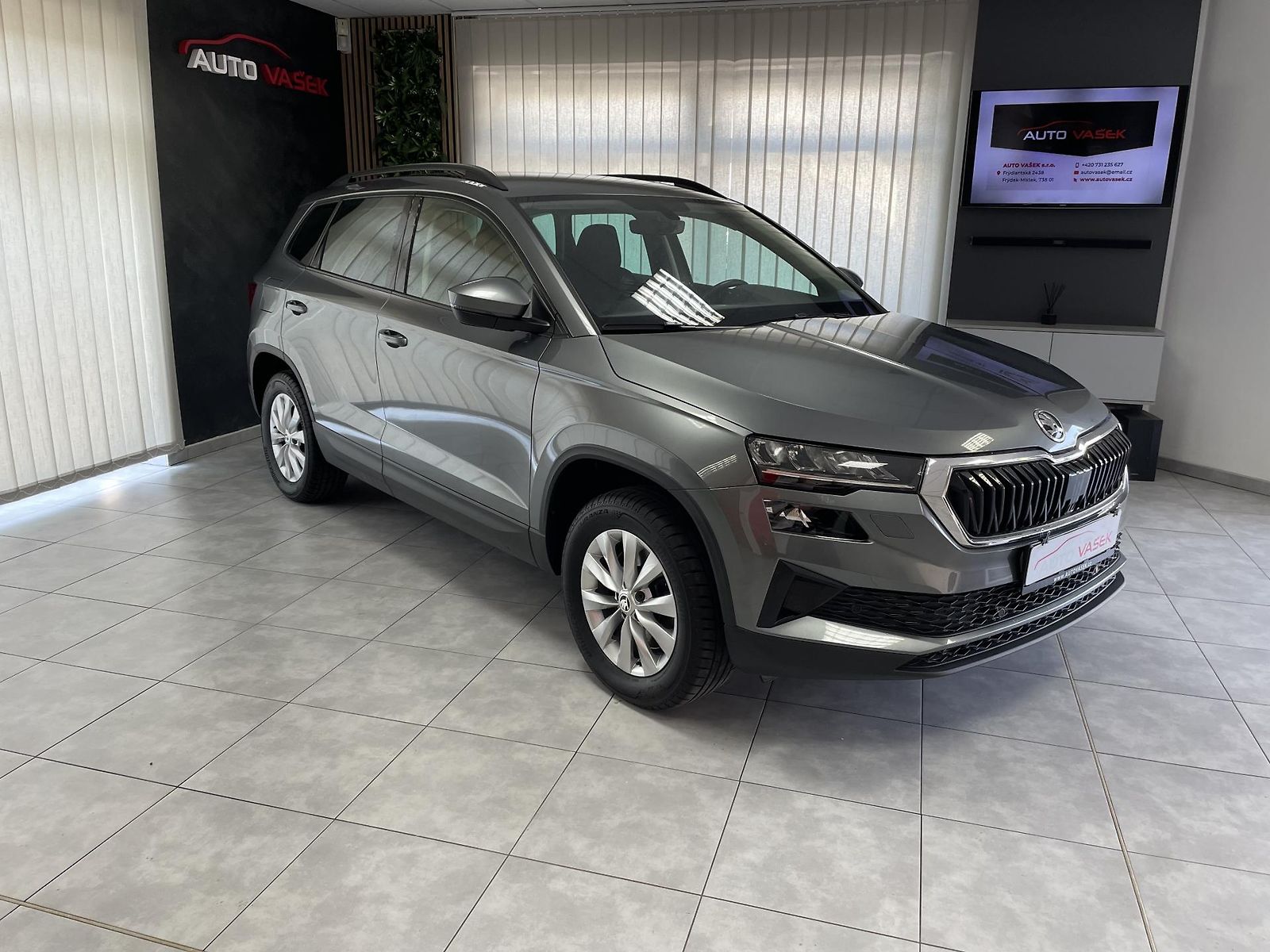 Škoda Karoq 1.5 TSi ČR 1.MAJ 6M LED SERVIS