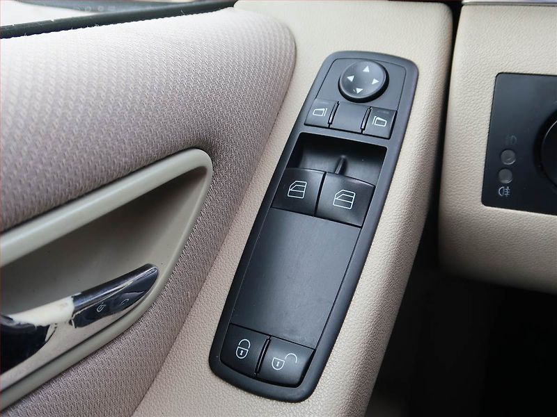 Mercedes-Benz Třídy B (2007) B 180 CDI , Automat, Tempomat - fotka 17 z 18