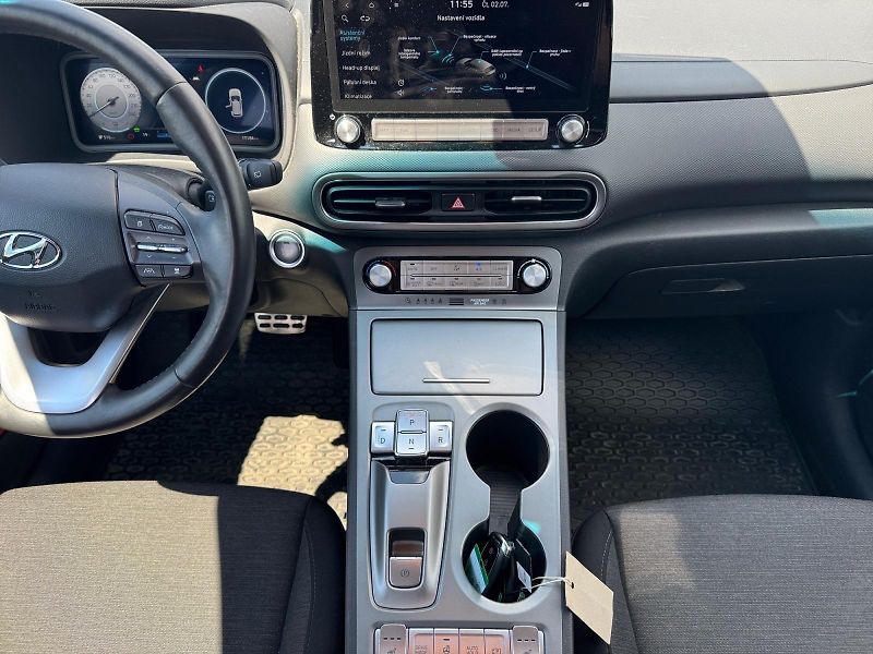 Hyundai Kona (2024) STYLE BEV 64kWh 150kW CZ DPH - fotka 10 z 11