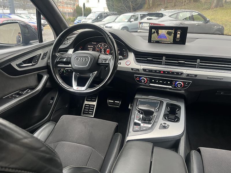 Audi SQ7 (2016) 4,0 D V8 320Kw 7 MÍST PANORAMA - fotka 11 z 19