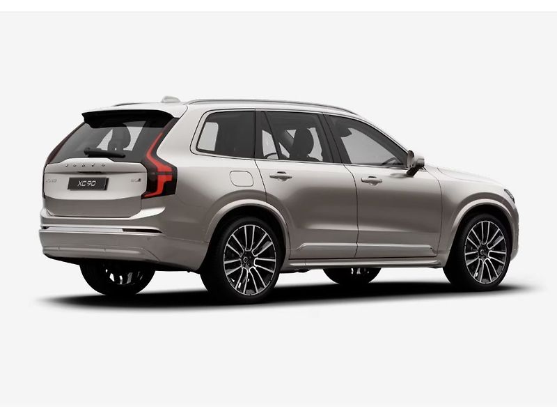 Volvo XC90 Ultra Bright B5 184kW - fotka 6 z 13