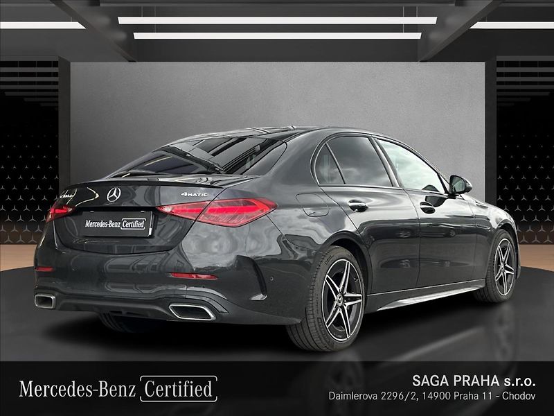 Mercedes-Benz Třídy C 300 de 4MATIC s hybridní techn - fotka 5 z 23