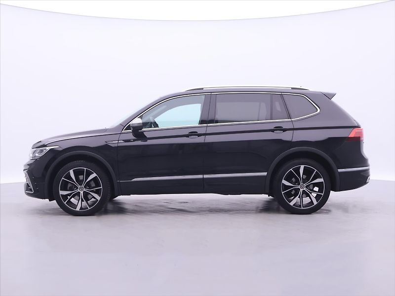 Volkswagen Tiguan Allspace 2,0 TSI DSG 4M R-Line 7Míst DP - fotka 4 z 38