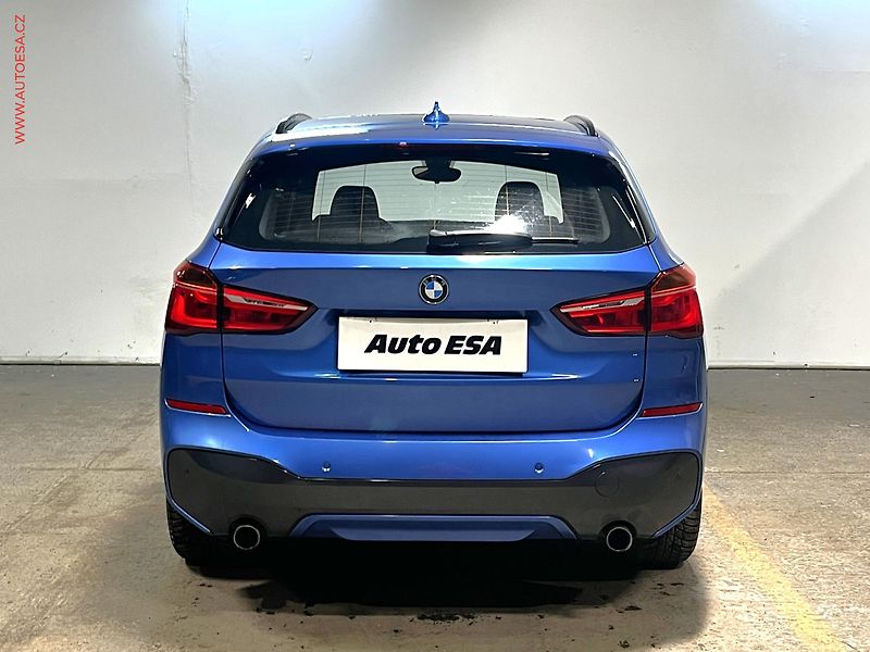 BMW X1 (2016) 2.0 xDrive, M Sport, AT, LED - fotka 5 z 20