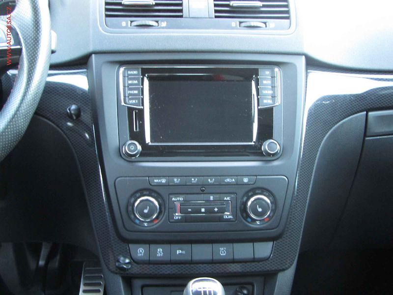 Škoda Yeti (2015) 1.4 TSi, Monte Carlo, bixen - fotka 13 z 17
