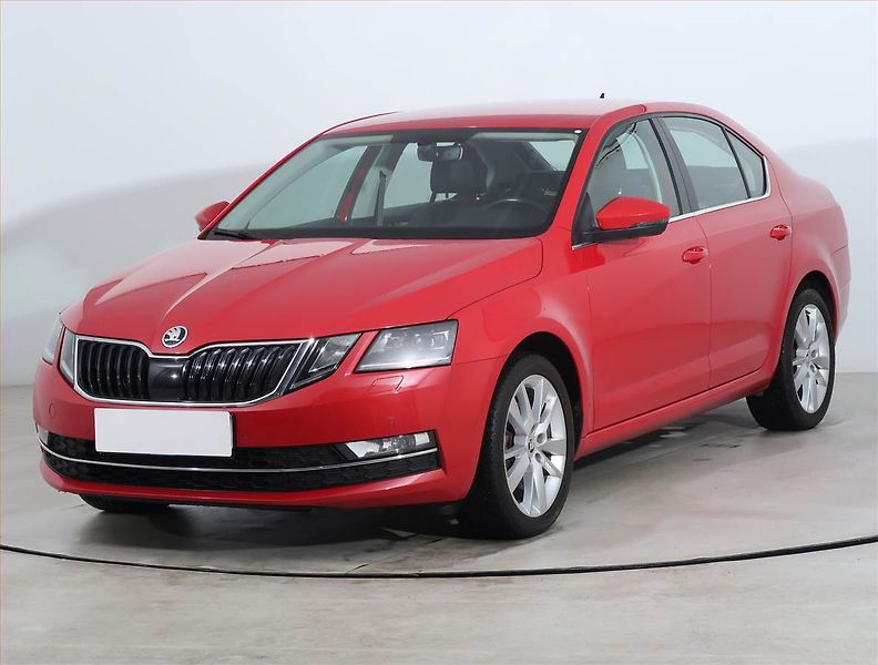 Škoda Octavia (2018) Style Plus 2.0 TDI, Automat - fotka 2 z 23