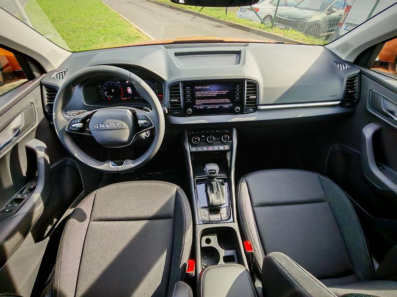 Škoda Karoq (2026) Classic 1.5 TSI DSG - fotka 6 z 19