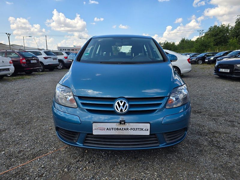 Volkswagen Golf Plus (2005) 1.6 FSI Trend DSG - fotka 2 z 23