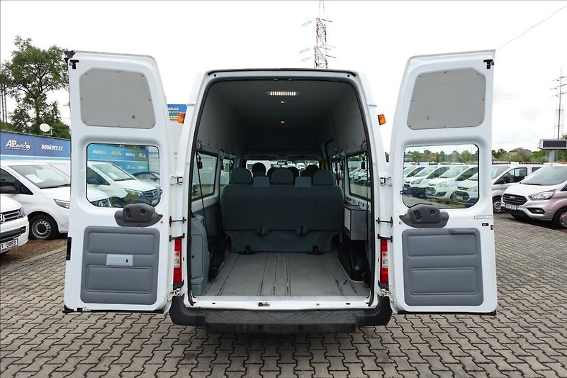 Ford Transit 2,2 TDCi  L3H3 9MÍST BUS - fotka 14 z 34