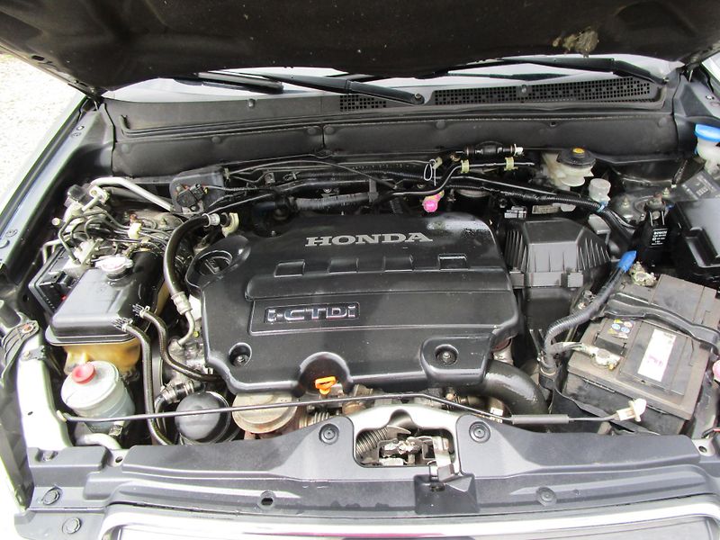 Honda CR-V 2,2D-103KW-4x4-BEZ DPF - fotka 16 z 17