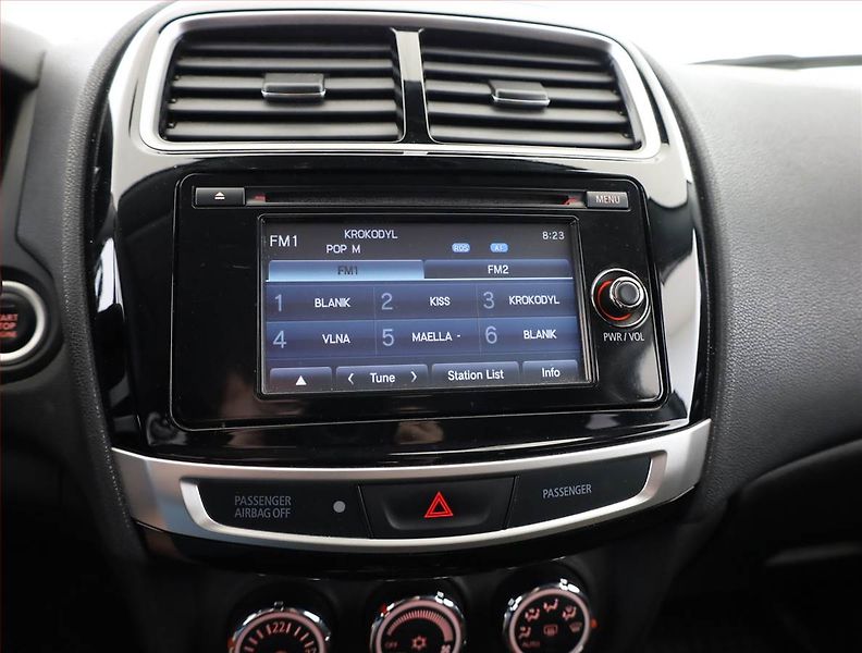 Mitsubishi ASX (2016) 2.2 DI-D, 4X4, Automat - fotka 11 z 18