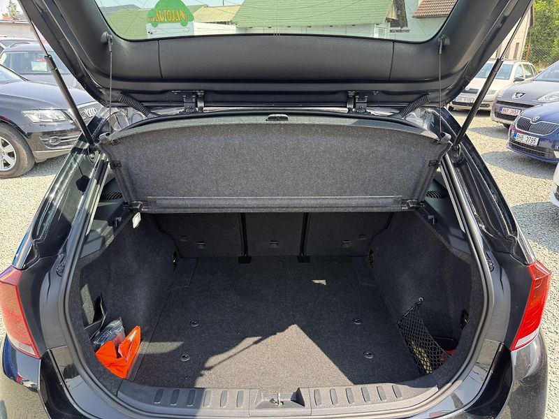 BMW X1 23d XDRIVE AUTOMAT - fotka 12 z 13
