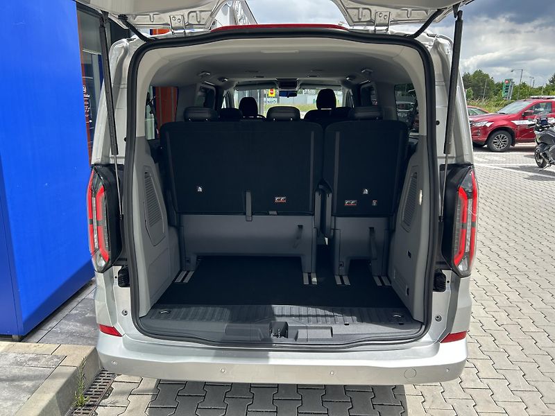 Ford Tourneo Custom 2.0EcoBlue 125kW TITANUIM X L2 - fotka 9 z 36