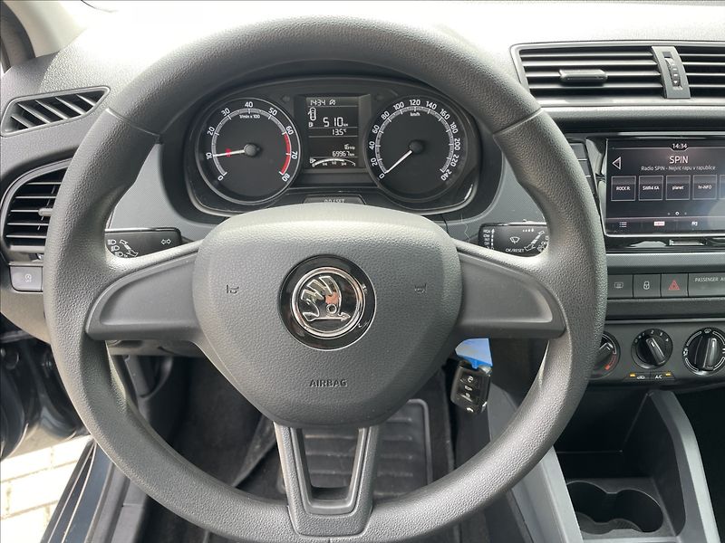 Škoda Fabia 1,0 MPi 55kw Klima Tažné Euro6 - fotka 13 z 29