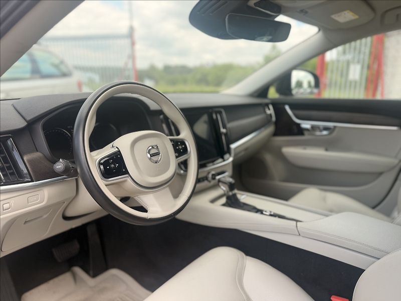 Volvo V90 2,0 CROSS COUNTRY DPH NOVÉ ČR - fotka 10 z 31