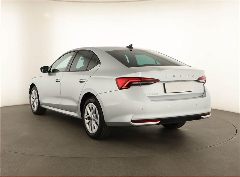 Škoda Octavia (2025) 1.5 TSI e-tec, SELECTION - fotka 4 z 20