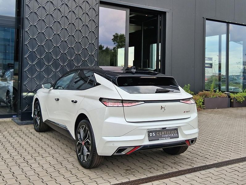 DS Automobiles DS4 PERFORM. LINE+ 1.2 PT 96 kW - fotka 8 z 32