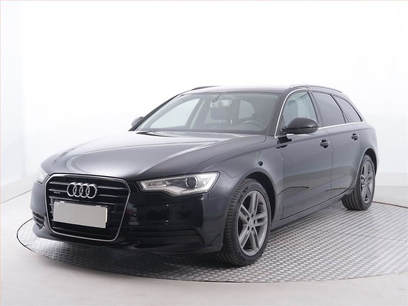 Audi A6 (2013) Design 3.0 TDI, 4X4, Automat - fotka 2 z 22