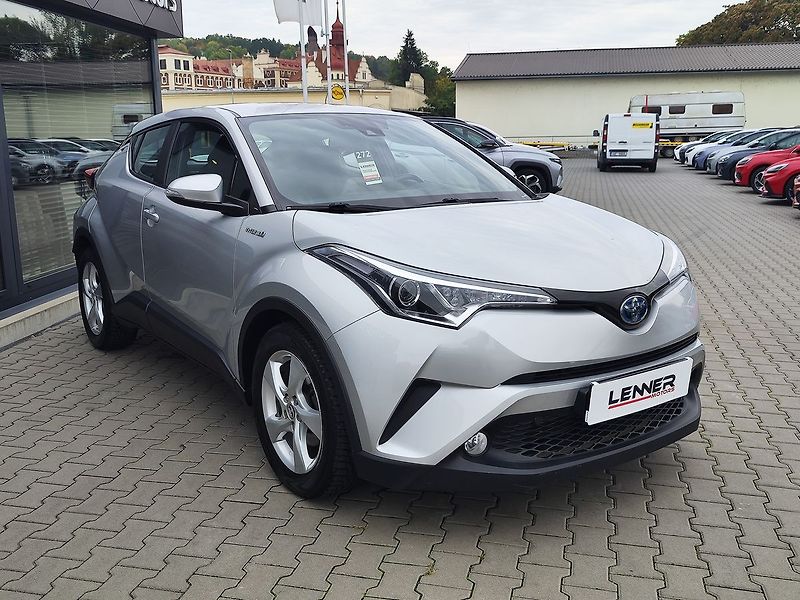 Toyota C-HR 1.8 HEV/90kW Comfort e-CVT - fotka 3 z 32
