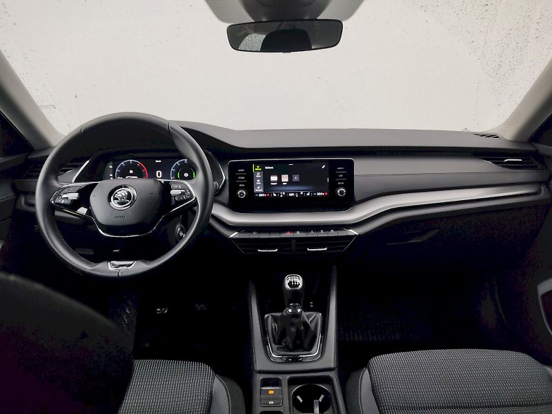 Škoda Octavia (2021) Combi Ambition Plus 2,0 Tdi 85 - fotka 5 z 33