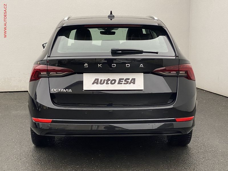 Škoda Octavia (2022) 2.0 TDi, Style, DSG, LED, TZ - fotka 5 z 21