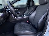 Mercedes-Benz Třídy C (2023) C 300 e kombi AMG - náhled 10