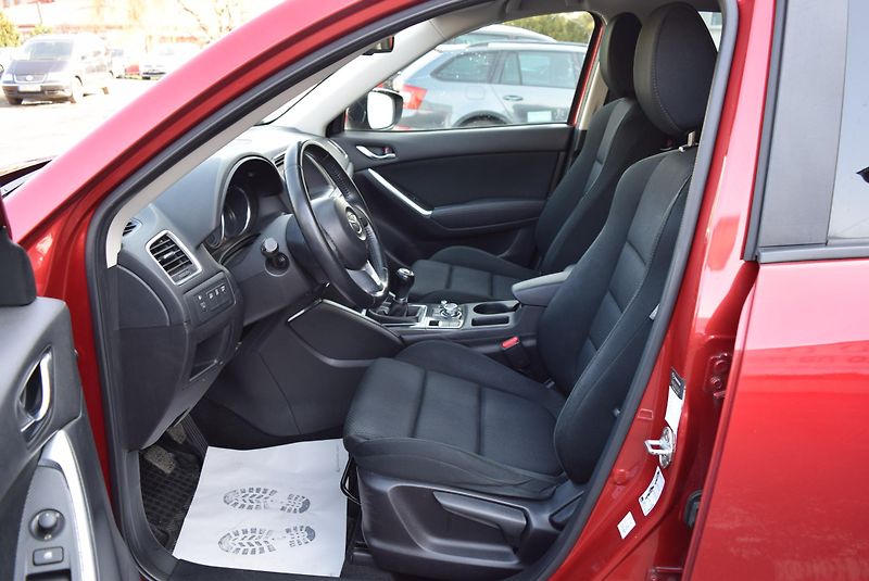 Mazda CX-5 (2015) 2.0i SKYACTIV-G 121kw CENTRE-L - fotka 19 z 44