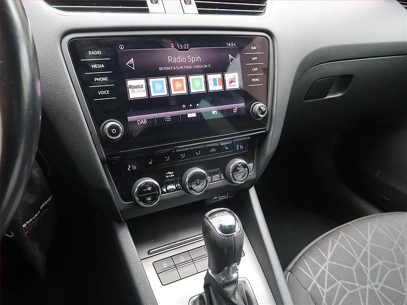 Škoda Octavia (2018) Style 2.0 TDI, Automat - fotka 12 z 21