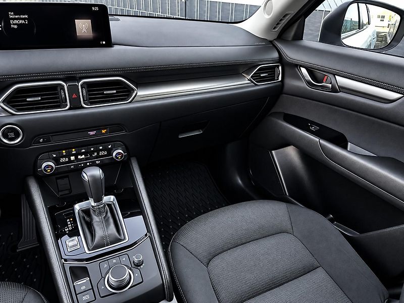 Mazda CX-5 (2021) 2.0i 121kW SKYACTIVE-G AWD - fotka 11 z 36