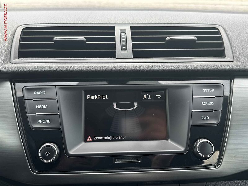 Škoda Fabia (2015) 1.2TSi, ČR, Style - fotka 14 z 19
