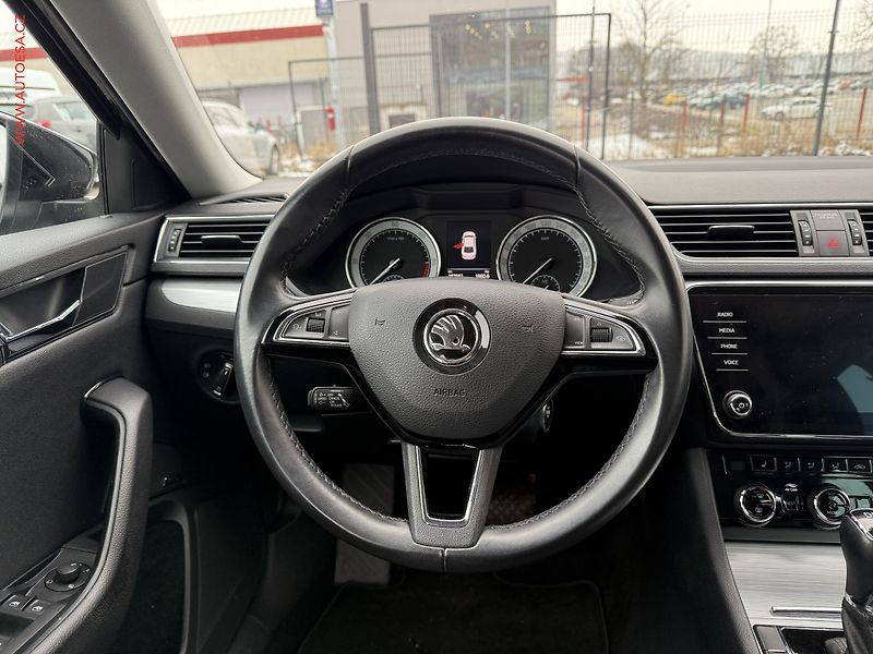 Škoda Superb (2019) 2.0TDi, 2.maj,ČR, DSG, STK10 - fotka 14 z 22