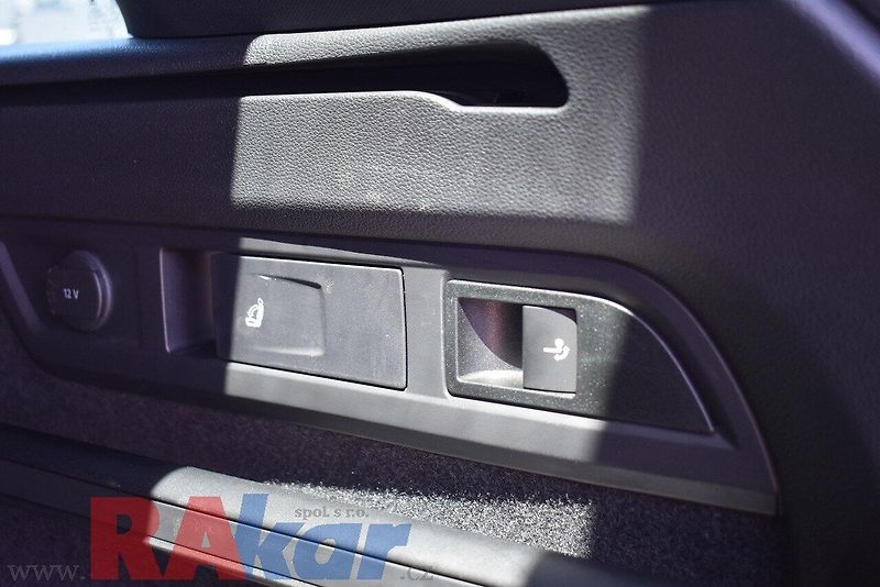Škoda Kodiaq (2021) Sportline 2,0 TDI 4x4 - fotka 15 z 47
