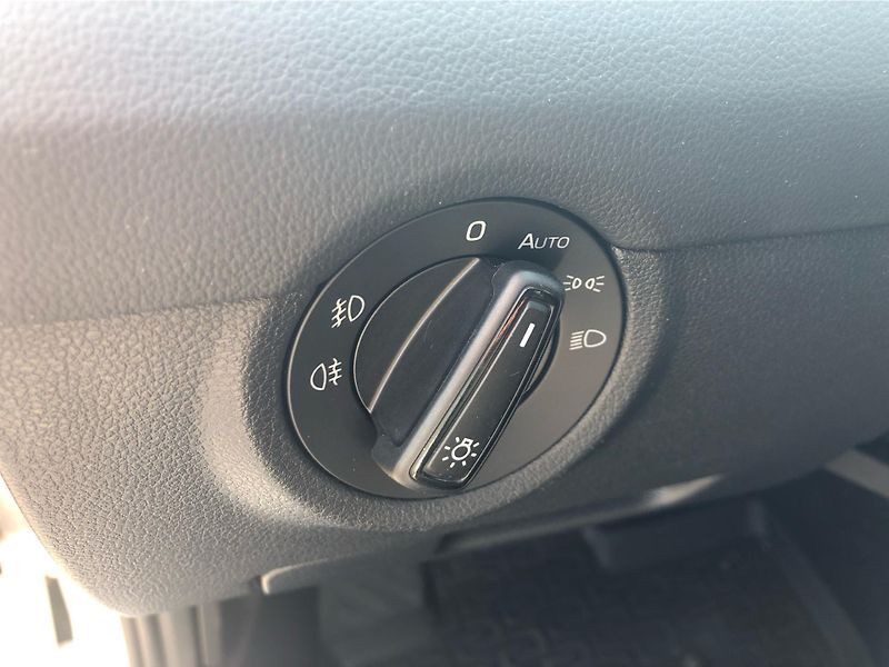 Škoda Octavia Combi 1.5 TSI G-Tec DSG - fotka 16 z 29
