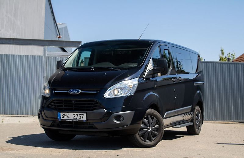 Ford Tourneo Custom - fotografie inzerátu