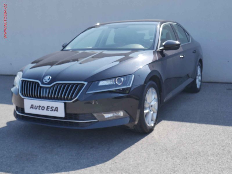 Škoda Superb (2017) 2.0TDi, 2.maj,ČR, Bixen, navi - fotka 3 z 15
