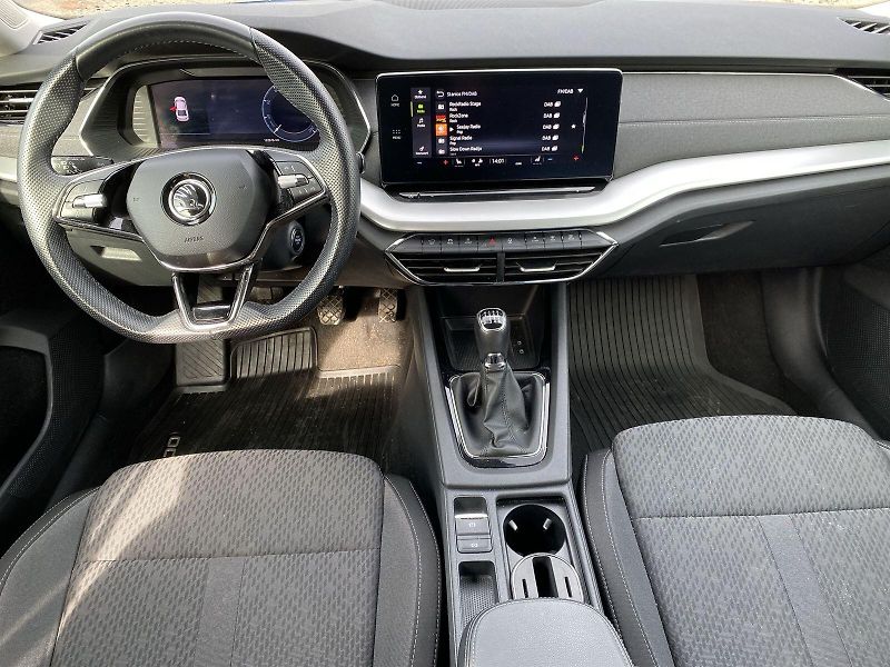 Škoda Octavia (2023) 2.0 TDI Style - fotka 5 z 35