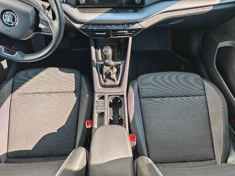 Škoda Octavia Ambition 6MP 2,0TDI - fotka 9 z 21