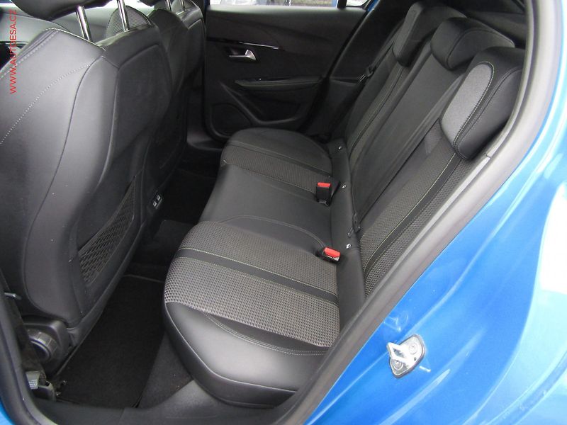 Peugeot 208 (2020) 1.2PT, GT Line - fotka 10 z 24