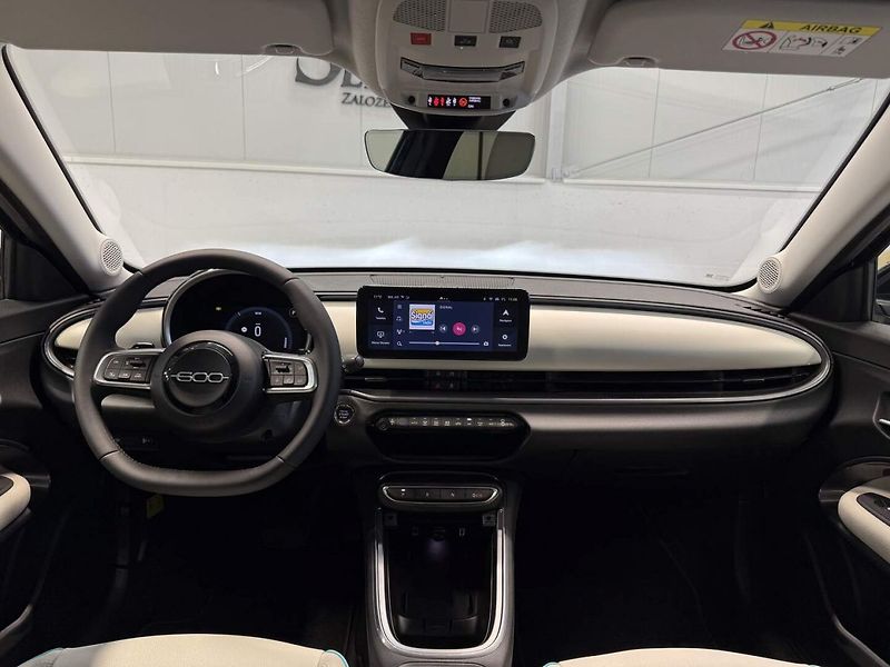 Fiat 600 (2025) La Prima 1.2 Turbo Hybrid 145k - fotka 7 z 22